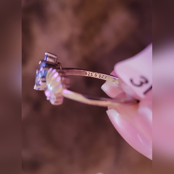 Sterling Silver ring - Picture 3 of 3